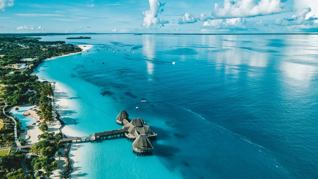 Northern Circuit & Zanzibar Combination Safari